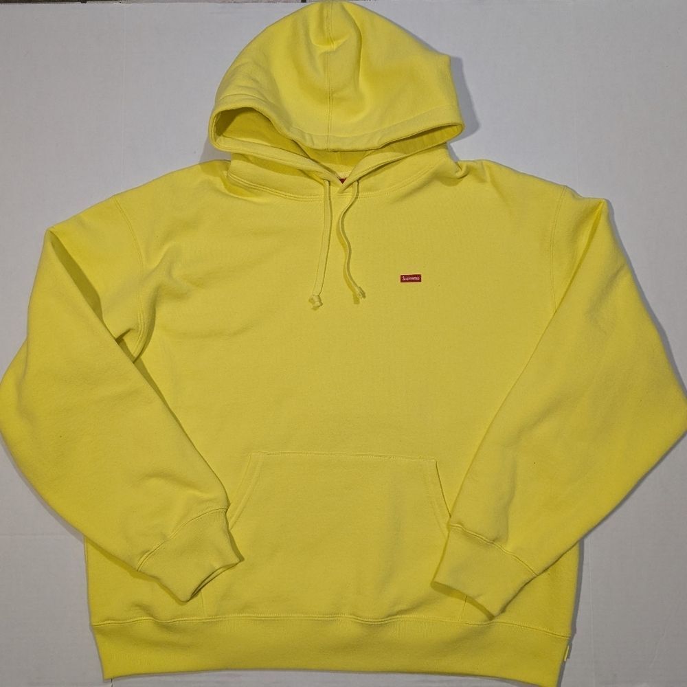 Supreme Small Box Hooded Sweatshirt Lemon Retail $148 Large Hoodie